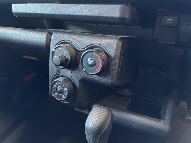 プロボックス ＧＬ　運転席エアバック　パワーウインド　ＴＳＳ　Ｗエアバッグ　盗難防止システム　パワーステアリング　ＡＵＸ接続　横滑り防止機能　エアコン　キーレスキー　ＡＢＳ　ナビ　メモリナビ　ドライブレコーダー　ＥＴＣ付（10枚目）