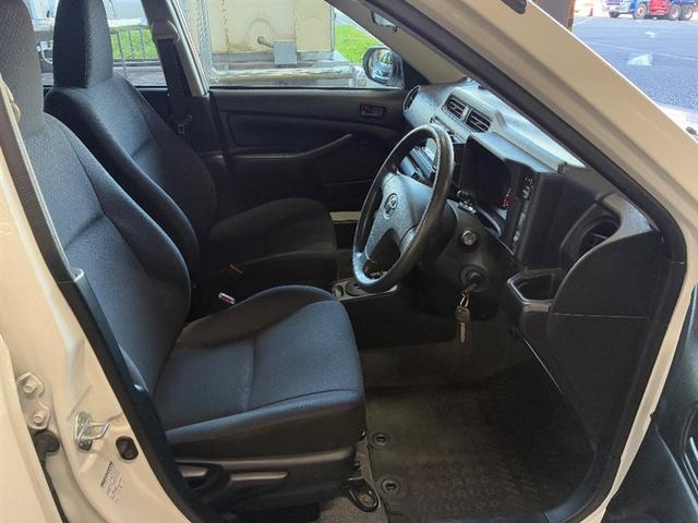 プロボックス ＧＬ　運転席エアバック　パワーウインド　ＴＳＳ　Ｗエアバッグ　盗難防止システム　パワーステアリング　ＡＵＸ接続　横滑り防止機能　エアコン　キーレスキー　ＡＢＳ　ナビ　メモリナビ　ドライブレコーダー　ＥＴＣ付（11枚目）