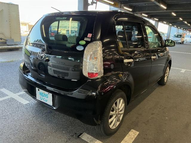 パッソ プラスハナ　ＶＳＣ　エアバッグ　Ｂカメラ　メモリーナビ　キーレス　ナビＴＶ　オートエアコン　パワーウィンドウ　ワンセグ　４ＷＤ　ミュージックプレイヤー接続可　パワーステアリング　ベンチシート　ＡＢＳ　ＥＴＣ車載器（2枚目）