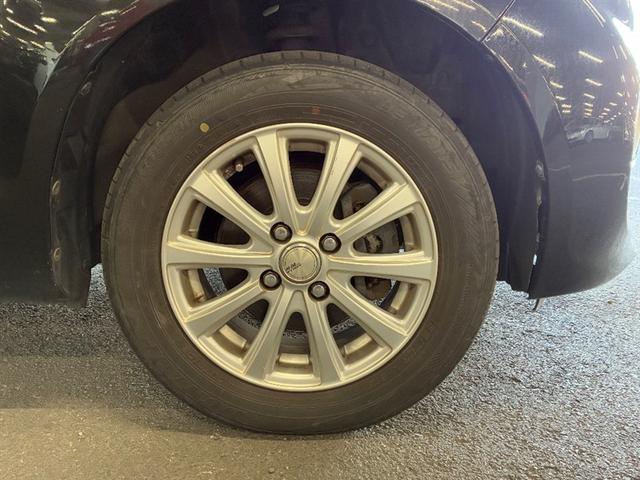 パッソ プラスハナ　ＶＳＣ　エアバッグ　Ｂカメラ　メモリーナビ　キーレス　ナビＴＶ　オートエアコン　パワーウィンドウ　ワンセグ　４ＷＤ　ミュージックプレイヤー接続可　パワーステアリング　ベンチシート　ＡＢＳ　ＥＴＣ車載器（14枚目）