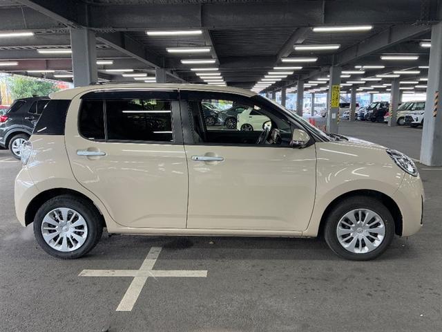 パッソ モーダ　チャーム　地デジＴＶ　スマートキープッシュスタート　フルオートエアコン　ＬＥＤヘッドライト　ＡＵＸ　バックモニター　メモリナビ　ナビＴＶ　横滑り防止機能　エアバック　ＥＴＣ　ＡＢＳ　助手席エアバッグ　ＤＶＤ（3枚目）