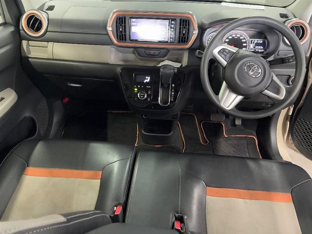 パッソ モーダ　チャーム　地デジＴＶ　スマートキープッシュスタート　フルオートエアコン　ＬＥＤヘッドライト　ＡＵＸ　バックモニター　メモリナビ　ナビＴＶ　横滑り防止機能　エアバック　ＥＴＣ　ＡＢＳ　助手席エアバッグ　ＤＶＤ（5枚目）