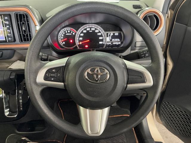 パッソ モーダ　チャーム　地デジＴＶ　スマートキープッシュスタート　フルオートエアコン　ＬＥＤヘッドライト　ＡＵＸ　バックモニター　メモリナビ　ナビＴＶ　横滑り防止機能　エアバック　ＥＴＣ　ＡＢＳ　助手席エアバッグ　ＤＶＤ（9枚目）