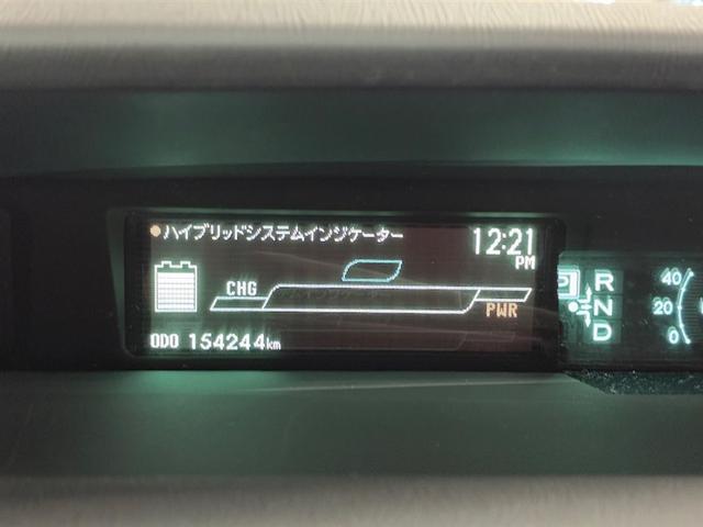 プリウス Ｓ　Ｂモニタ－　フルセグ地デジ　ＡＵＸ接続可　インテリキー　デュアルエアバック　エアＢ　イモビライザー　ドライブレコ－ダ－　ＤＶＤ再生可能　ナビＴＶ　ＡＵＴＯエアコン　横スベリ防止　アルミホイール　ＡＢＳ（8枚目）