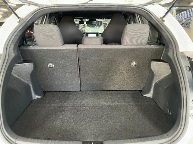 ヤリス Ｘ　追突防止装置　ドラレコ　ＶＳＣ　スマートキー＆プッシュスタート　イモビライザー　マニュアルエアコン　ＥＴＣ付　ナビ　Ａクルコン　４ＷＤ　パワーウインドウ　ＡＢＳ　キーレス　エアバッグ　メモリーナビ（13枚目）