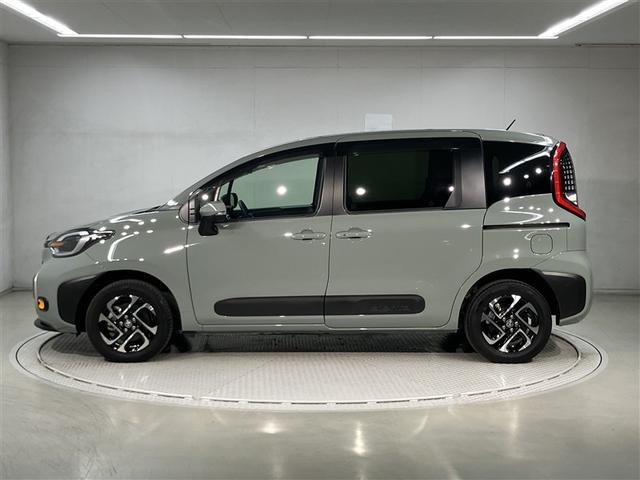 シエンタ ハイブリッドＺ　Ｂカメラ　カーテンエアバック　ＡＢＳ　エアバッグ　キーレス　ＬＥＤライト　ＤＶＤ　アルミホイール　フルセグテレビ　オートクルーズコントロール　ミュージックプレイヤー接続可　ナビＴＶ　メモリーナビ（2枚目）