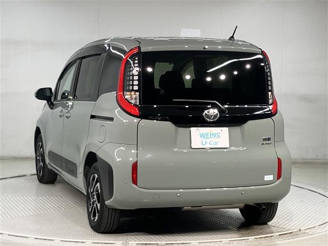 シエンタ ハイブリッドＺ　Ｂカメラ　カーテンエアバック　ＡＢＳ　エアバッグ　キーレス　ＬＥＤライト　ＤＶＤ　アルミホイール　フルセグテレビ　オートクルーズコントロール　ミュージックプレイヤー接続可　ナビＴＶ　メモリーナビ（4枚目）