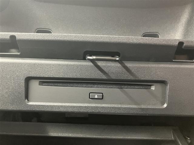 シエンタ ハイブリッドＺ　Ｂカメラ　カーテンエアバック　ＡＢＳ　エアバッグ　キーレス　ＬＥＤライト　ＤＶＤ　アルミホイール　フルセグテレビ　オートクルーズコントロール　ミュージックプレイヤー接続可　ナビＴＶ　メモリーナビ（9枚目）