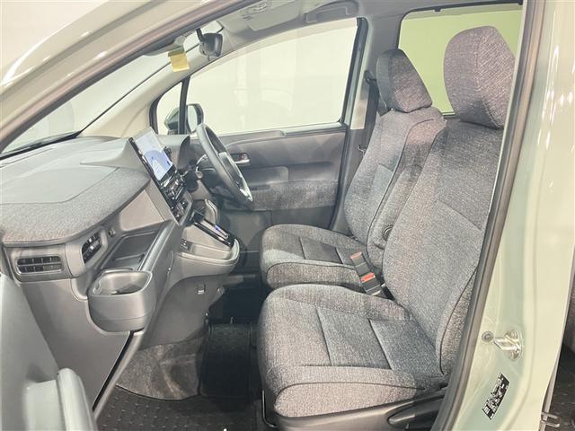 シエンタ ハイブリッドＺ　Ｂカメラ　カーテンエアバック　ＡＢＳ　エアバッグ　キーレス　ＬＥＤライト　ＤＶＤ　アルミホイール　フルセグテレビ　オートクルーズコントロール　ミュージックプレイヤー接続可　ナビＴＶ　メモリーナビ（18枚目）