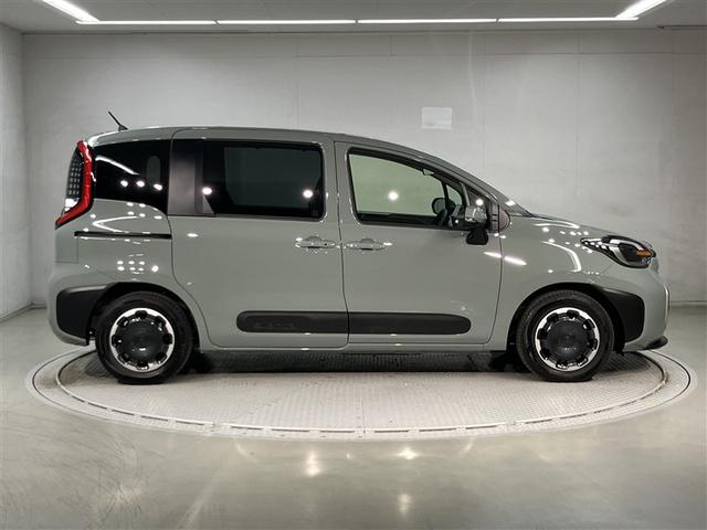 シエンタ Z 1オナ W電動ドア イモビ クルーズC LEDヘッドランプ ETC Sキー 横滑り防止機能 メモリーナビ パワーウィンドウ エアバック ABS ドラレコ カーテンエアバック ウォークスルー ナビ&TV(3枚目)