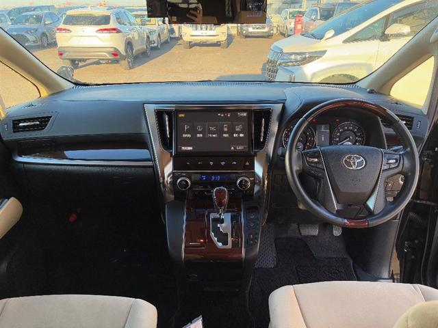 ヴェルファイア ２．５Ｘ　地デジ　ＬＥＤヘッドライト　ＡＵＸ　ＥＴＣ　ＤＶＤ　横滑り防止装置　３列シート　盗難防止装置　オ－トエアコン　メモリーナビ　アルミホイール　サイドエアバック　ＡＢＳ　キーレス　パワーウィンドウ（5枚目）