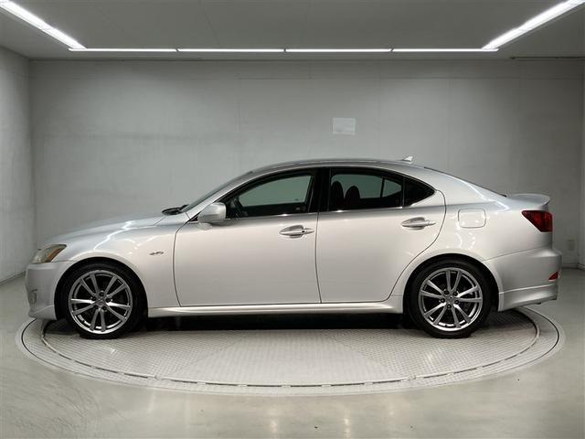 Ｕ−Ｃａｒ　ＷＥＢ予約専門店では、各Ｕ−Ｃａｒ店舗配送前に情報を早出し！お気に入りの車両が御座いましたら、まずはＷＥＢにて問い合わせてください。