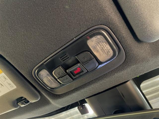 ヤリス Ｘ　ＰＣＳ　スマートキーシステム　元レンタカー　横滑り防止装置付き　ワイヤレスキー　バックガイドモニター　盗難防止　サイドエアバック　エアコン　Ｗエアバッグ　パワーウインドウ　ＥＴＣ付き　パワステ　ナビ（10枚目）