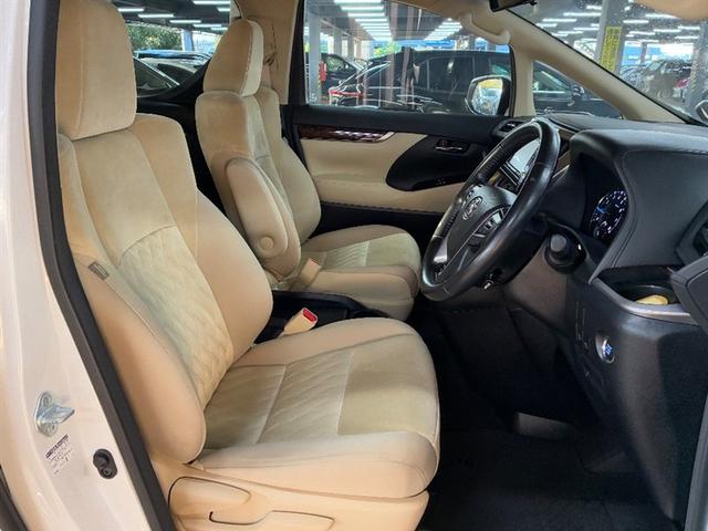 ヴェルファイア ２．５Ｘ　ＬＥＤヘッドライト　クルーズコントロール　ＡＵＸ　ＥＴＣ　横滑り防止装置　３列シート　ナビ　盗難防止装置　オ－トエアコン　メモリーナビ　アルミホイール　サイドエアバック　ＡＢＳ　キーレス　エアバッグ（11枚目）