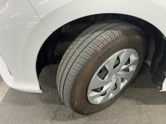 ヤリス Ｘ　ＰＣＳ　スマートキーシステム　元レンタカー　横滑り防止装置付き　ワイヤレスキー　バックガイドモニター　盗難防止　サイドエアバック　エアコン　Ｗエアバッグ　パワーウインドウ　ＥＴＣ付き　パワステ　ナビ（15枚目）