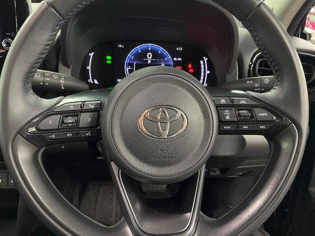 ヤリスクロス Ｇ　ＥＴＣ装備　リヤカメラ　スマートエントリー　イモビライザー　オートエアコン　アルミホイール　キーレス　パワーウィンドウ　クルコン　ＡＢＳ　ドライブレコーダー　エアバッグ　パワーステアリング（8枚目）