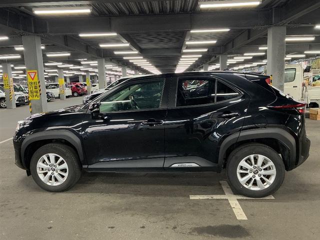 ヤリスクロス Ｇ　ＥＴＣ装備　リヤカメラ　スマートエントリー　イモビライザー　オートエアコン　アルミホイール　キーレス　パワーウィンドウ　クルコン　ＡＢＳ　ドライブレコーダー　エアバッグ　パワーステアリング（2枚目）