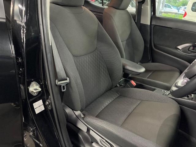 ヤリスクロス Ｇ　ＥＴＣ装備　リヤカメラ　スマートエントリー　イモビライザー　オートエアコン　アルミホイール　キーレス　パワーウィンドウ　クルコン　ＡＢＳ　ドライブレコーダー　エアバッグ　パワーステアリング（11枚目）