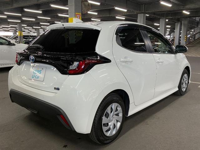 ヤリス ハイブリッドＸ　カーテンエアバッグ　イモビライザー　スマートキー＆プッシュスタート　バックモニター　ワイヤレスキー　ドラレコ　ＡＢＳ　ナビ　オートクルーズ　ミュージックプレイヤー接続可　Ｗエアバック　パワーウィンドウ（4枚目）