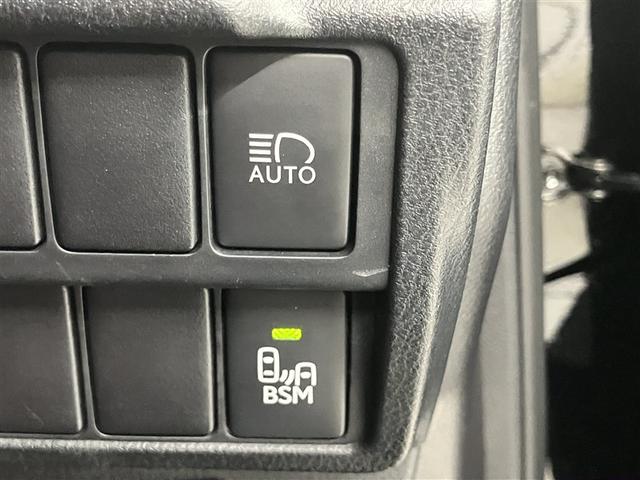 ＩＳ ＩＳ３５０　Ｆスポーツ　ハーフレザーシート　Ｂカメラ　盗難防止装置　電動シート　ＥＳＣ　ＡＢＳ　ＬＥＤヘッドライト　クルコン　ナビＴＶ　ＤＶＤ　キーレス　エアコン　スマートキー　エアバッグ　アルミホイール　メモリーナビ（11枚目）