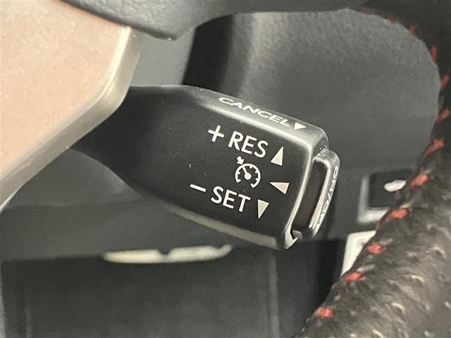 ＩＳ ＩＳ３５０　Ｆスポーツ　ハーフレザーシート　Ｂカメラ　盗難防止装置　電動シート　ＥＳＣ　ＡＢＳ　ＬＥＤヘッドライト　クルコン　ナビＴＶ　ＤＶＤ　キーレス　エアコン　スマートキー　エアバッグ　アルミホイール　メモリーナビ（12枚目）