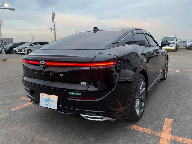 クラウンクロスオーバー Ｇアドバンスド・レザーパッケージ　ＴＳＳ　ハーフレザー　フルセグＴＶ　パワーシート　ＬＥＤヘッドライト　クルーズコントロール　Ｂカメラ　エアロ　ドライブレコーダ　オートエアコン　アルミホイル　ＥＴＣ付　横滑り防止装置　４ＷＤ　ＴＶ（4枚目）