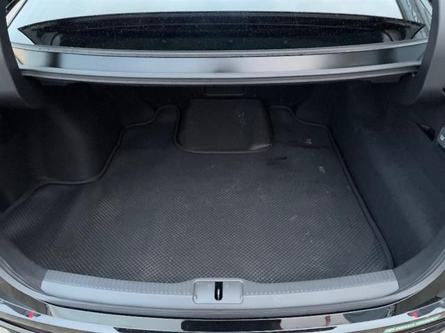 クラウンクロスオーバー Ｇアドバンスド・レザーパッケージ　ＴＳＳ　ハーフレザー　フルセグＴＶ　パワーシート　ＬＥＤヘッドライト　クルーズコントロール　Ｂカメラ　エアロ　ドライブレコーダ　オートエアコン　アルミホイル　ＥＴＣ付　横滑り防止装置　４ＷＤ　ＴＶ（13枚目）