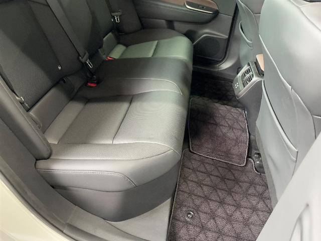 クラウンクロスオーバー Gアドバンスド・レザーパッケージ TSS ハーフレザー フルセグTV パワーシート LEDヘッドライト クルーズコントロール Bカメラ ドライブレコーダ オートエアコン アルミホイル ETC付 横滑り防止装置 4WD TV エアバッグ(12枚目)