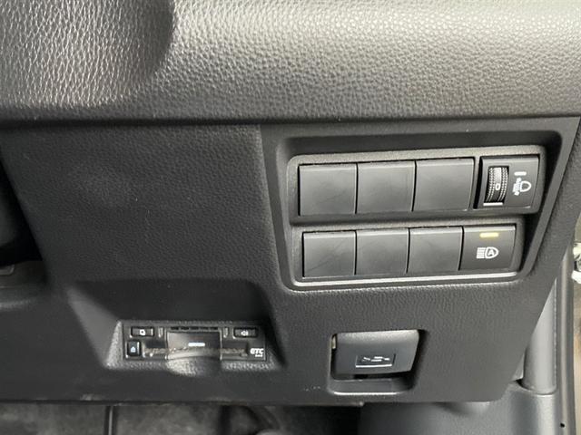 ヤリスクロス G ETC装備 リヤカメラ スマートエントリー イモビライザー オートエアコン アルミホイール キーレス パワーウィンドウ クルコン ABS ドライブレコーダー エアバッグ パワーステアリング(9枚目)