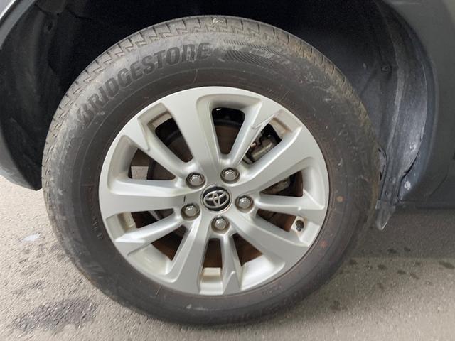 ヤリスクロス G ETC装備 リヤカメラ スマートエントリー イモビライザー オートエアコン アルミホイール キーレス パワーウィンドウ クルコン ABS ドライブレコーダー エアバッグ パワーステアリング(14枚目)