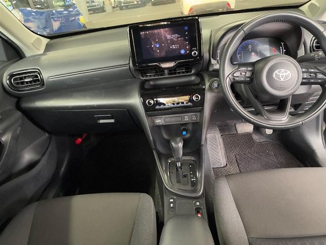 ヤリスクロス G ETC装備 リヤカメラ スマートエントリー イモビライザー オートエアコン アルミホイール キーレス パワーウィンドウ クルコン ABS ドライブレコーダー エアバッグ パワーステアリング(5枚目)