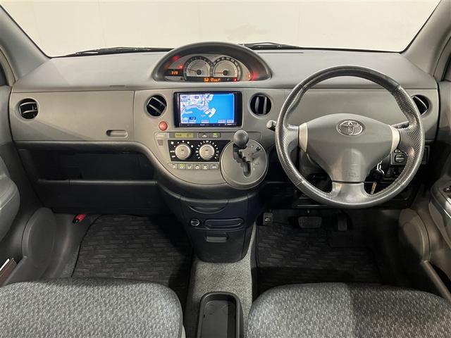 シエンタ ＤＩＣＥリミテッド　ドラレコ　フルセグテレビ　キーレスエントリーキー　ナビＴＶ　運転席エアバッグ　ＥＴＣ車載器　ＤＶＤ再生　Ｗエアバック　ミュージックプレイヤー接続可　メモリーナビ　三列シート　パワーウインドウ　エアコン（5枚目）