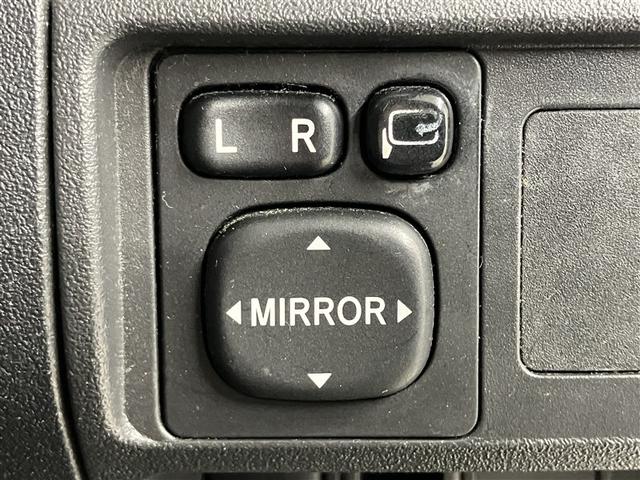 シエンタ ＤＩＣＥリミテッド　ドラレコ　フルセグテレビ　キーレスエントリーキー　ナビＴＶ　運転席エアバッグ　ＥＴＣ車載器　ＤＶＤ再生　Ｗエアバック　ミュージックプレイヤー接続可　メモリーナビ　三列シート　パワーウインドウ　エアコン（13枚目）