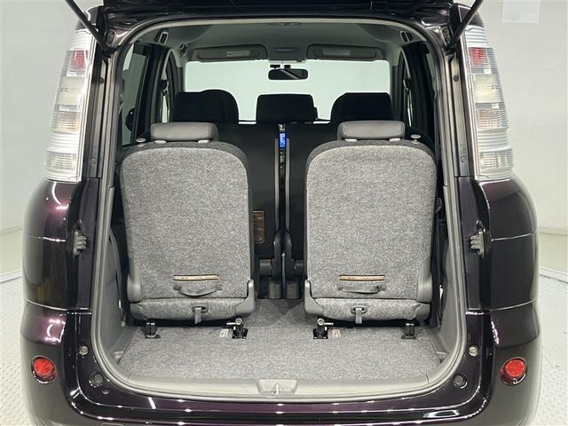 シエンタ ＤＩＣＥリミテッド　ドラレコ　フルセグテレビ　キーレスエントリーキー　ナビＴＶ　運転席エアバッグ　ＥＴＣ車載器　ＤＶＤ再生　Ｗエアバック　ミュージックプレイヤー接続可　メモリーナビ　三列シート　パワーウインドウ　エアコン（20枚目）