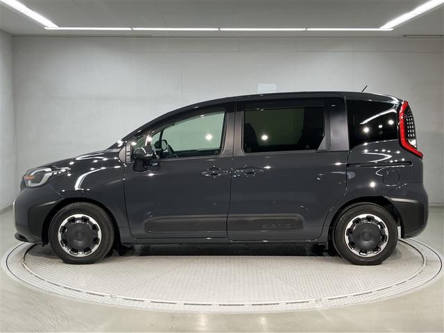 シエンタ ハイブリッドＺ　ＴＳＳ　ワンオーナ　エアバック　キーレスエントリー　ナビＴＶ　イモビライザー　バックモニター　ＬＥＤヘッドライト　ＥＴＣ車載器　横滑り防止　スマートキー　オートエアコン　サイドエアバッグ　ＷＳＲＳ（2枚目）