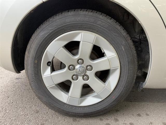 プリウス Ｓ　パワステ　パワーウィンドウ　スマキー　ＡＡＣ　キーレスエントリー　運転席エアバッグ　横滑り防止装置　アルミホイール　盗難防止システム　ＡＢＳ　ＥＴＣ　ダブルエアバッグ（15枚目）