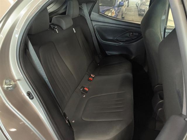 ヤリス X PCS スマートキーシステム 元レンタカー 横滑り防止装置付き ワイヤレスキー バックガイドモニター 盗難防止 サイドエアバック エアコン Wエアバッグ パワーウインドウ ETC付き パワステ ナビ(12枚目)