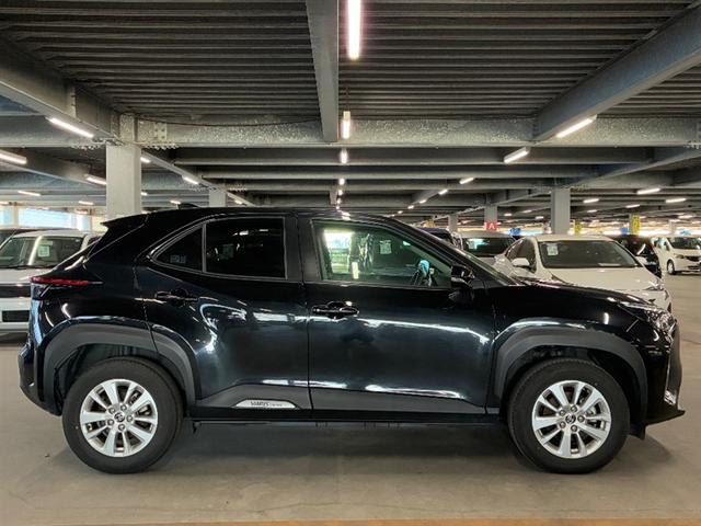 ヤリスクロス G ETC装備 リヤカメラ スマートエントリー イモビライザー オートエアコン アルミホイール キーレス パワーウィンドウ クルコン ABS ドライブレコーダー エアバッグ パワーステアリング(3枚目)