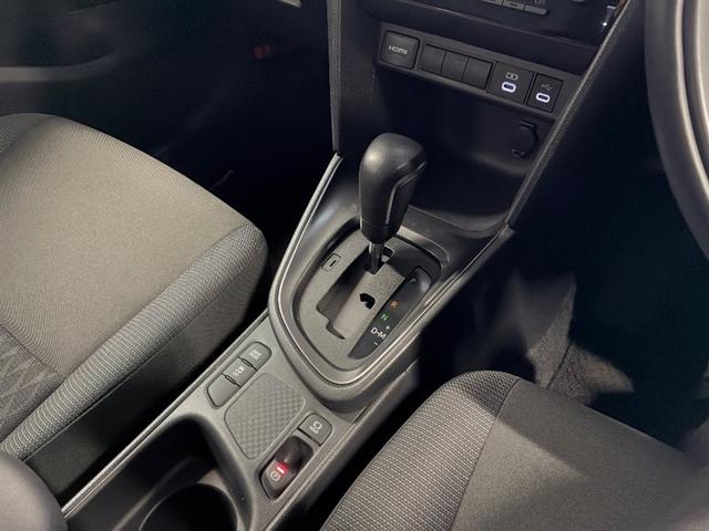 ヤリスクロス G ETC装備 リヤカメラ スマートエントリー イモビライザー オートエアコン アルミホイール キーレス パワーウィンドウ クルコン ABS ドライブレコーダー エアバッグ パワーステアリング(10枚目)