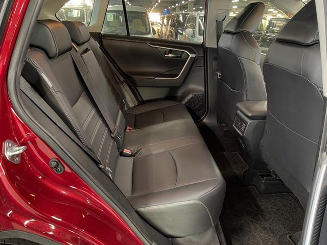 RAV4 G Zパッケージ インテリジェントクリアランスソナー AWD LEDライト アルミホイル オートクルーズ 横滑り防止装置 バックガイドモニター 盗難防止装置 デュアルエアバッグ メモリナビ キーレス パワーシート(12枚目)