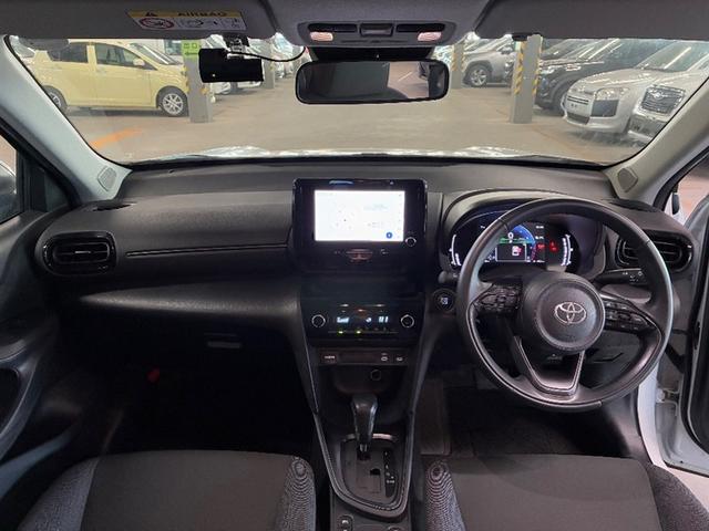 ヤリスクロス G ETC装備 リヤカメラ スマートエントリー イモビライザー オートエアコン アルミホイール キーレス パワーウィンドウ クルコン ABS ドライブレコーダー エアバッグ パワーステアリング(5枚目)