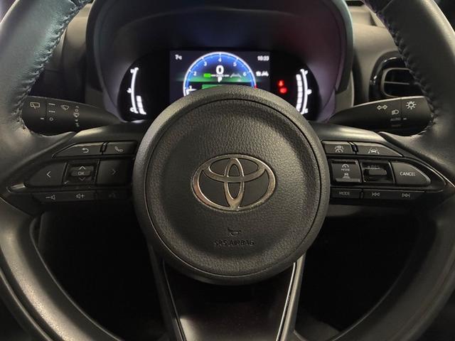 ヤリスクロス G ETC装備 リヤカメラ スマートエントリー イモビライザー オートエアコン アルミホイール キーレス パワーウィンドウ クルコン ABS ドライブレコーダー エアバッグ パワーステアリング(9枚目)