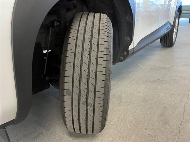 ヤリスクロス G ETC装備 リヤカメラ スマートエントリー イモビライザー オートエアコン アルミホイール キーレス パワーウィンドウ クルコン ABS ドライブレコーダー エアバッグ パワーステアリング(14枚目)