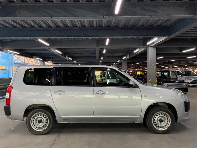 プロボックス GL Pウインド デュアルエアバッグ ブレーキサポート ナビ&TV ワイヤレスキー 四駆 マニュアルエアコン ETC車載器 AUX パワーステアリング エアバック 横滑り防止 メモリーナビ ABS(3枚目)