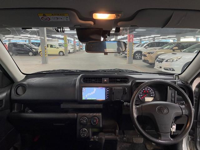 プロボックス GL Pウインド デュアルエアバッグ ブレーキサポート ナビ&TV ワイヤレスキー 四駆 マニュアルエアコン ETC車載器 AUX パワーステアリング エアバック 横滑り防止 メモリーナビ ABS(5枚目)
