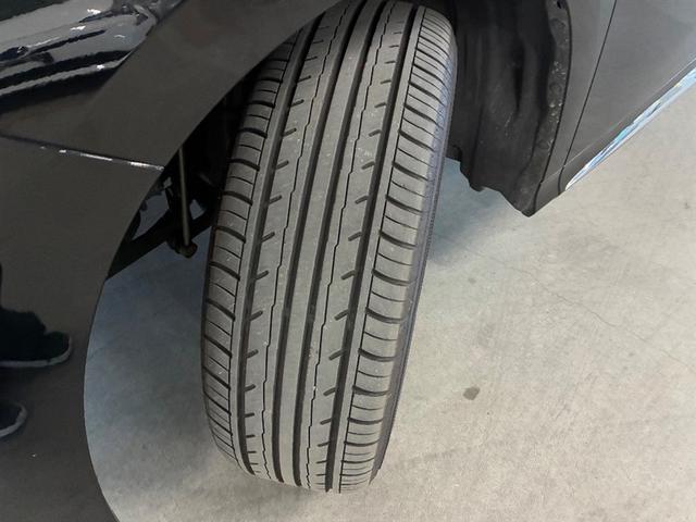 アルファードハイブリッド S タイプゴールドIII AC100V 地デジ クルコン Bカメラ ナビ&TV LEDライト オートエアコン 横滑り防止機能 スマートキー ETC アルミホイール 4WD 3列シート キーレスエントリー メモリーナビ(14枚目)