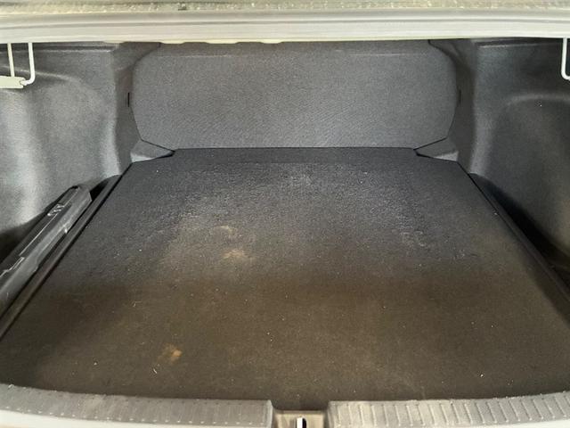 カローラツーリング ハイブリッド G-X プラス DVD再生 LEDヘッドライト ナビ&TV 横滑り防止装置 盗難防止システム Bカメラ オートクルーズ キーフリー フルセグTV メモリナビ オートエアコン ミュージックプレイヤー接続可 ETC(13枚目)