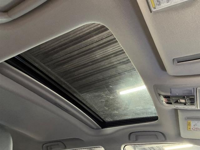 ランドクルーザープラド TX Lパッケージ マットブラックエディション オートクルーズ 踏み間違い防止装置 ナビ付 セキュリティー 電動パワーシート アルミ ETC車載器 3列シート LEDヘッドライト キーレス 4WD サンルーフ ミュージックプレイヤー接続可 ABS(10枚目)