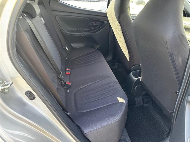 ヤリス Ｘ　被害軽減ブレーキ　Ｂカメラ　ドラレコ付　ミュージックプレイヤー接続可　クルーズコントロール　ＥＴＣ車載器　ＥＳＣ　サイドエアバッグ　メモリーナビ　パワーステアリング　エアバック　ＡＢＳ　ナビ（12枚目）