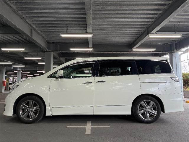 エルグランド ライダー　フルセグＴＶ　ＥＴＣ　バックカメラ　サンルーフ　両側電動ドア　横滑防止装置（2枚目）